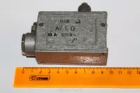 AF1. D (10a,500v)
